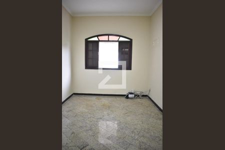 Casa para alugar com 204m², 5 quartos e 1 vagaQuarto 2