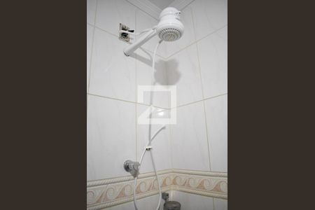 Casa para alugar com 204m², 5 quartos e 1 vagaChuveiro