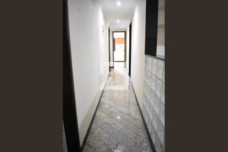 Casa para alugar com 204m², 5 quartos e 1 vagaCorredor