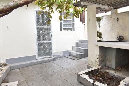 Casa para alugar com 204m², 5 quartos e 1 vagaQuintal