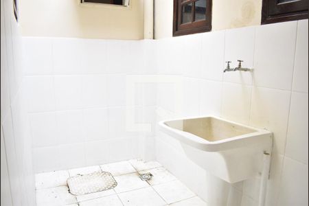 Casa para alugar com 204m², 5 quartos e 1 vagaÁrea de Serviço