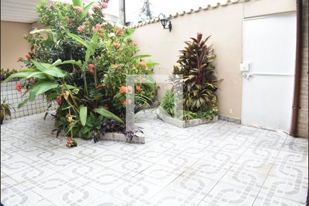 Casa para alugar com 204m², 5 quartos e 1 vagaJardim/Entrada