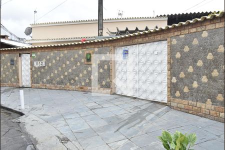 Casa para alugar com 204m², 5 quartos e 1 vagaFachada