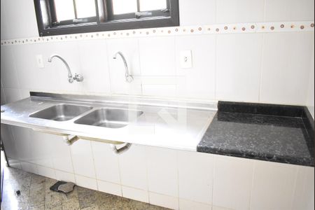 Casa para alugar com 204m², 5 quartos e 1 vagaCozinha 2