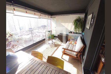 Varanda de apartamento à venda com 1 quarto, 54m² em Vila Pompéia, São Paulo