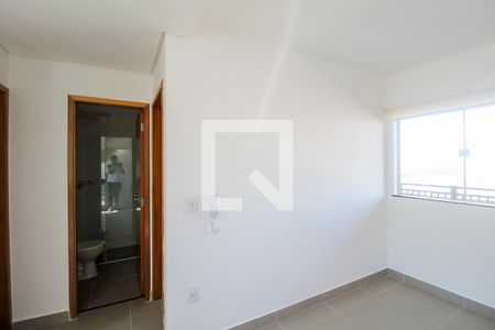 Sala /Cozinha de apartamento para alugar com 2 quartos, 37m² em Vila Ivone, São Paulo