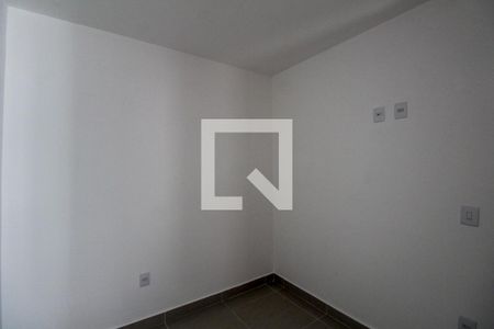 Quarto 2 de apartamento para alugar com 2 quartos, 37m² em Vila Ivone, São Paulo