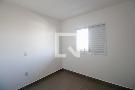 Quarto 1 de apartamento para alugar com 2 quartos, 37m² em Vila Ivone, São Paulo