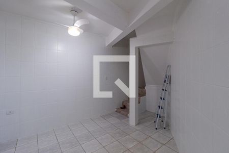 Quarto 2 de casa para alugar com 2 quartos, 60m² em Vila Yolanda, Osasco