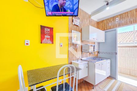 Cozinha de kitnet/studio para alugar com 1 quarto, 20m² em Centro, Jacareí