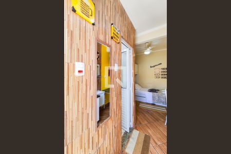 Banheiro de kitnet/studio para alugar com 1 quarto, 20m² em Centro, Jacareí