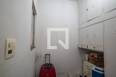 Apartamento à venda com 150m², 4 quartos e 2 vagasQuarto Área de Serviço