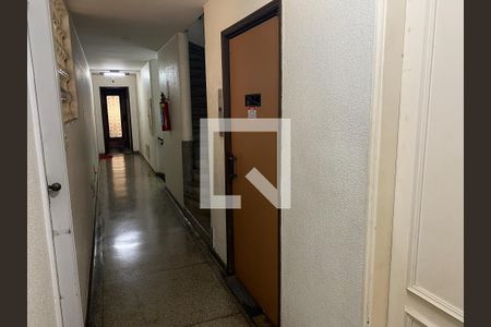 Apartamento à venda com 150m², 4 quartos e 2 vagasCorredor