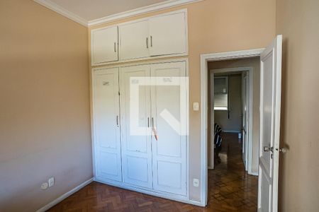 Apartamento à venda com 150m², 4 quartos e 2 vagasQuarto 2