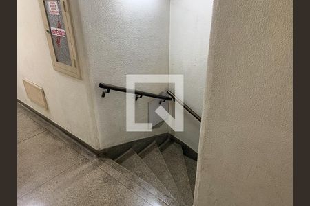 Apartamento à venda com 150m², 4 quartos e 2 vagasescadas