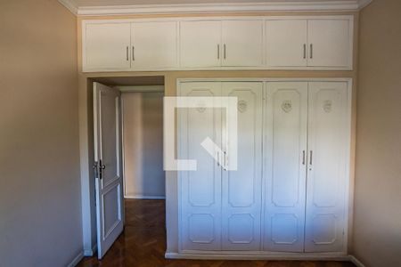 Apartamento à venda com 150m², 4 quartos e 2 vagasQuarto 3 - Armários