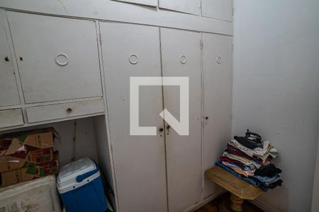 Apartamento à venda com 150m², 4 quartos e 2 vagasQuarto Área de Serviço