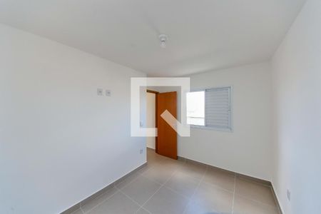 Quarto 2 de apartamento para alugar com 2 quartos, 45m² em Vila Albano, São Paulo