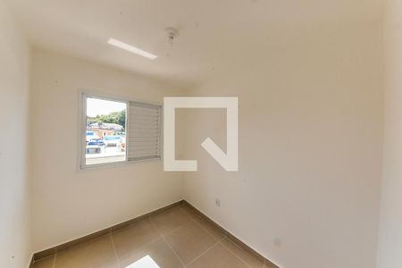 Quarto 1 de apartamento para alugar com 2 quartos, 45m² em Vila Ivone, São Paulo