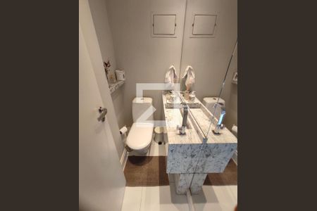 Apartamento à venda com 140m², 3 quartos e 3 vagasLavabo