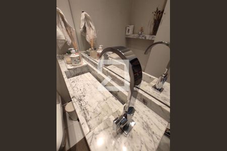 Apartamento à venda com 140m², 3 quartos e 3 vagasLavabo