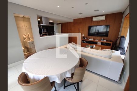 Apartamento à venda com 140m², 3 quartos e 3 vagasSala