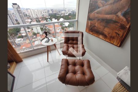 Apartamento à venda com 140m², 3 quartos e 3 vagasVaranda