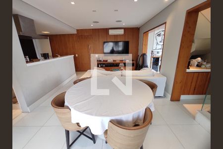 Apartamento à venda com 140m², 3 quartos e 3 vagasSala