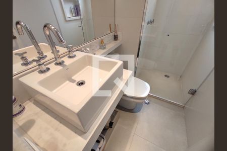 Apartamento à venda com 140m², 3 quartos e 3 vagasBanheiro