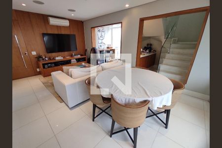 Apartamento à venda com 140m², 3 quartos e 3 vagasSala