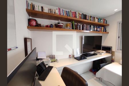 Apartamento à venda com 140m², 3 quartos e 3 vagasQuarto 2