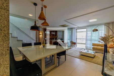 Sala de apartamento para alugar com 4 quartos, 360m² em Barra da Tijuca, Rio de Janeiro