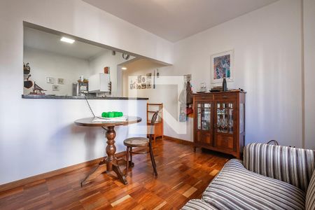 Sala/Cozinha de apartamento à venda com 1 quarto, 43m² em Pinheiros, São Paulo