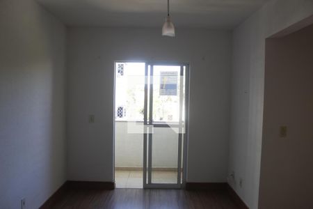Sala de apartamento para alugar com 2 quartos, 56m² em Santa Fé, Gravataí