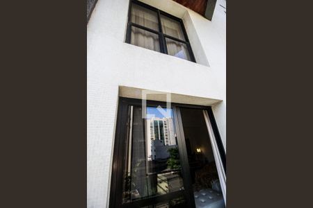 Apartamento para alugar com 55m², 1 quarto e 1 vagaVaranda