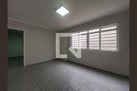 Sala de casa para alugar com 2 quartos, 142m² em Jardim Cliper, São Paulo