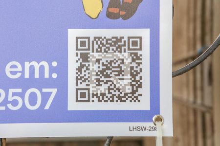 Casa à venda com 410m², 5 quartos e 2 vagasFachada