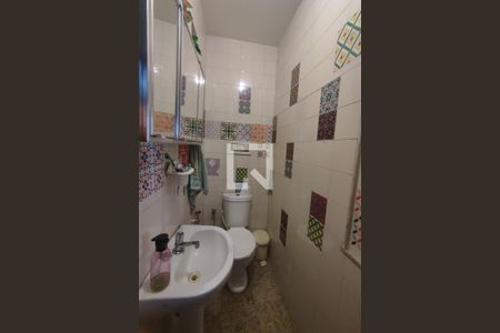 Casa Principal - Banheiro Social de casa para alugar com 3 quartos, 408m² em Curicica, Rio de Janeiro