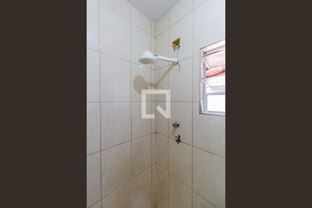Banheiro Suíte 1 de casa para alugar com 1 quarto, 50m² em Jardim Três Marias, São Paulo