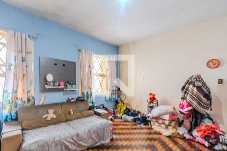 Casa à venda com 600m², 4 quartos e 5 vagas Casa à venda com 600m², 4 quartos e 5 vagasQuarto 2