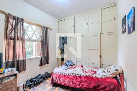 Casa à venda com 600m², 4 quartos e 5 vagas Casa à venda com 600m², 4 quartos e 5 vagasQuarto 3