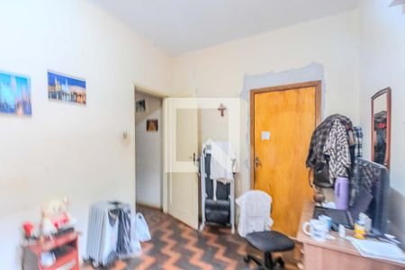 Casa à venda com 600m², 4 quartos e 5 vagas Casa à venda com 600m², 4 quartos e 5 vagasQuarto 3