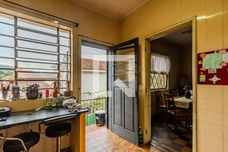 Casa à venda com 600m², 4 quartos e 5 vagas Casa à venda com 600m², 4 quartos e 5 vagasCozinha