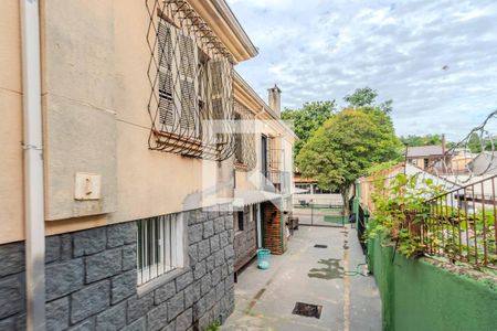 Casa à venda com 600m², 4 quartos e 5 vagas Casa à venda com 600m², 4 quartos e 5 vagasÁrea externa