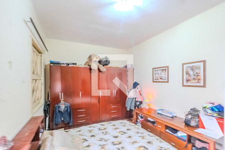 Casa à venda com 600m², 4 quartos e 5 vagas Casa à venda com 600m², 4 quartos e 5 vagasQuarto 4