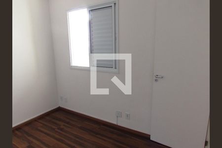 Quarto 2 de apartamento para alugar com 2 quartos, 51m² em Jardim Monte Alegre, Taboão da Serra