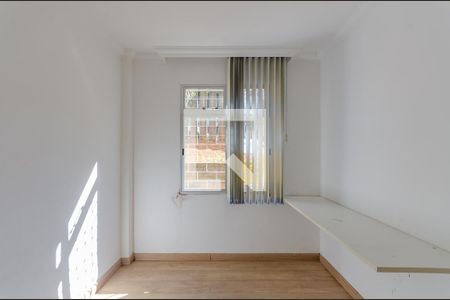 Quarto 2 de apartamento para alugar com 2 quartos, 45m² em Santa Monica, Belo Horizonte