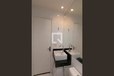 Apartamento para alugar com 45m², 2 quartos e 1 vaga Apartamento para alugar com 45m², 2 quartos e 1 vagaBanheiro