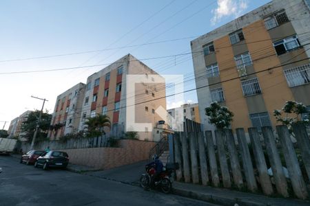 Apartamento para alugar com 45m², 2 quartos e 1 vaga Apartamento para alugar com 45m², 2 quartos e 1 vagaFachada