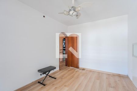 Casa para alugar com 385m², 6 quartos e 3 vagas Casa para alugar com 385m², 6 quartos e 3 vagasQuarto 3